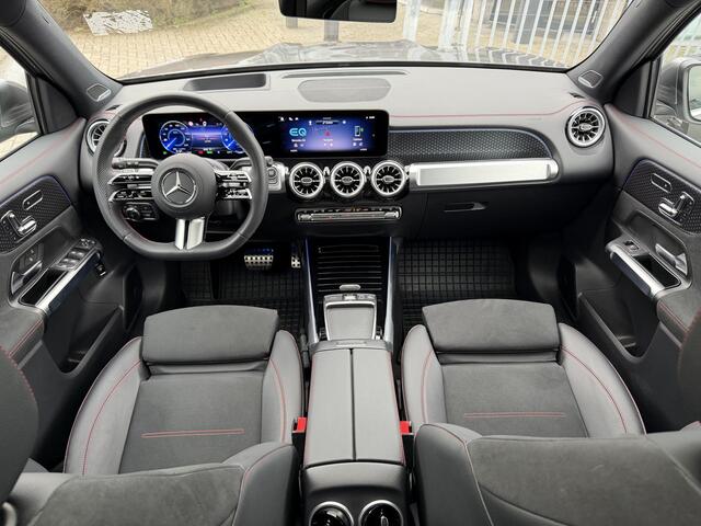 Mercedes-Benz EQB 250+ AMG Line 71 kWh Pano-Dak | Trekhaak | Memory | HUD | FULL