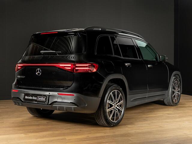 Mercedes-Benz EQB 250+ Business Solution AMG 71 kWh Premium | Panorama dak