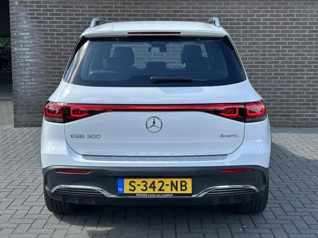 Mercedes-Benz EQB 300 4MATIC AMG Line | Panoramadak |