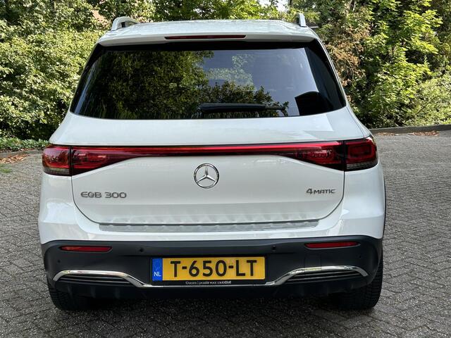 Mercedes-Benz EQB 300 4MATIC AMG | Panoramadak | smartphone pakket |