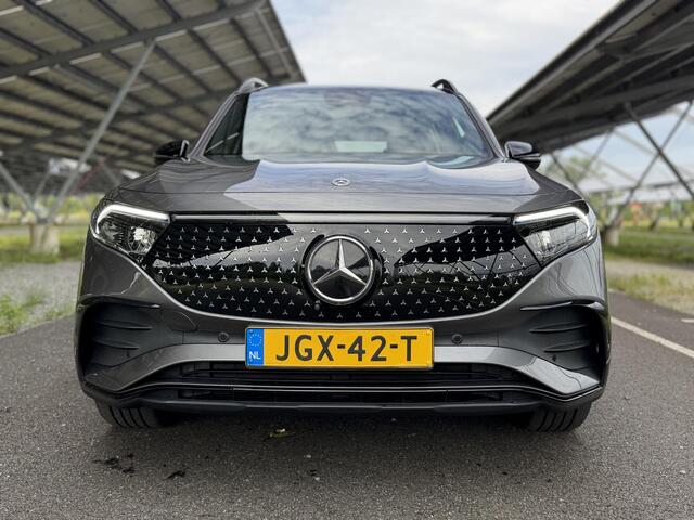 Mercedes-Benz EQB 250+ AMG Line | Night | Panoramadak | Head-up Display | Burmester | Sfeerverlichting | 360 Camera | Memory Stoelen |