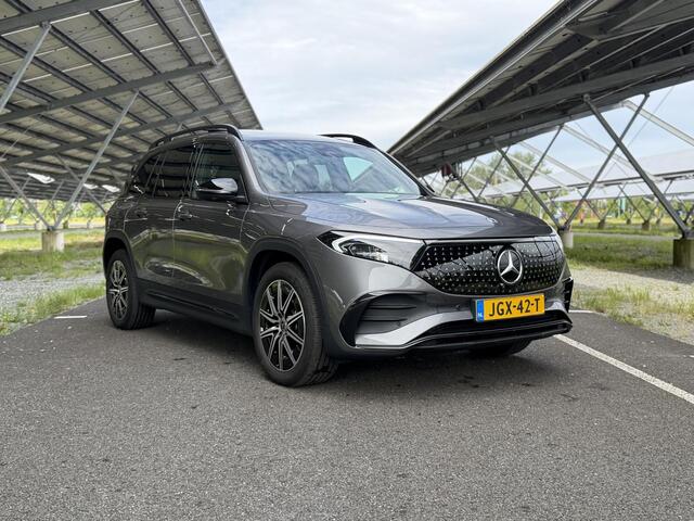 Mercedes-Benz EQB 250+ AMG Line | Night | Panoramadak | Head-up Display | Burmester | Sfeerverlichting | 360 Camera | Memory Stoelen |