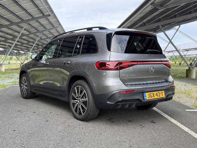 Mercedes-Benz EQB 250+ AMG Line | Night | Panoramadak | Head-up Display | Burmester | Sfeerverlichting | 360 Camera | Memory Stoelen |