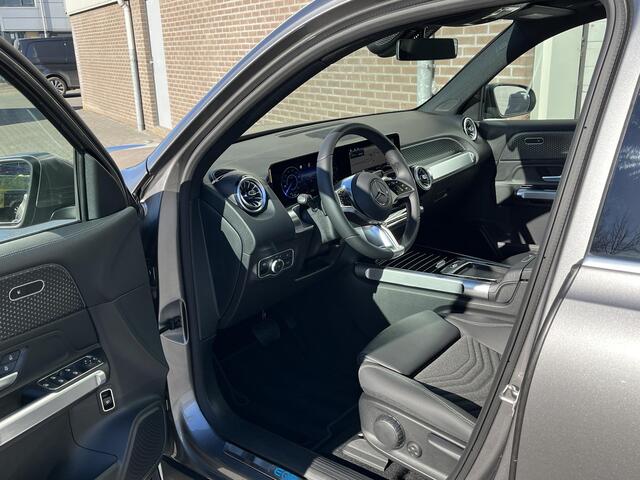 Mercedes-Benz EQB 250+ Business Line | Panoramadak | DISTRONIC Afstandsassistent | Dodehoek Assistent | Donkergetint Glas Achter | Apple CarPlay | Android Auto | Sfeerverlichting | Stoelverwarming | Verschuifbare Stoelen Achter | Elektrische Achterklep