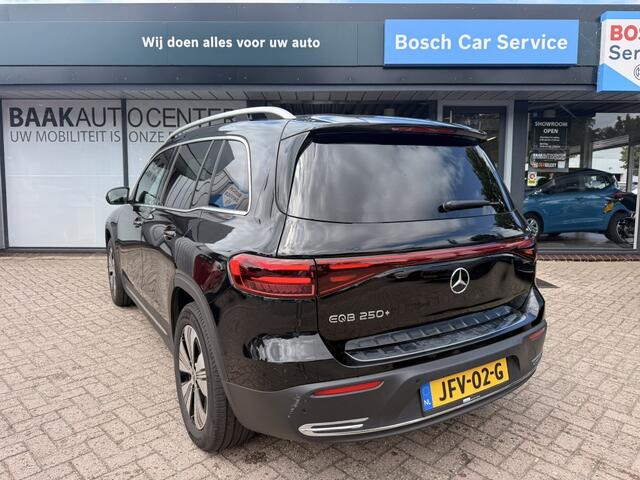 Mercedes-Benz EQB 250+ Business Sol