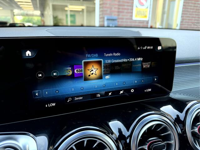 Mercedes-Benz EQB 250+ Business Edit,71 kWh SOH 95.2%, Panormadak, 360 camera, App Connect