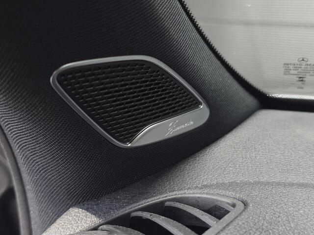 Mercedes-Benz EQB 250+ Business Solution AMG 71 kWh | Panoramadak | DISTRONIC Afstandsassistent | Burmester Surround Sound | 360° Camera | Head-up Display | Dodehoekassistent | Elektrisch Verstelbare Stoelen + Memory | Stoelverwarming | Sfeerverlichting | Sierdelen Lindenhout Zwart | Verschuifbare Stoelen Achter | Apple CarPlay | Android Auto | Elektrische Achterklep | Elektrisch Inklapbare Buitenspiegels | Parkeersensoren