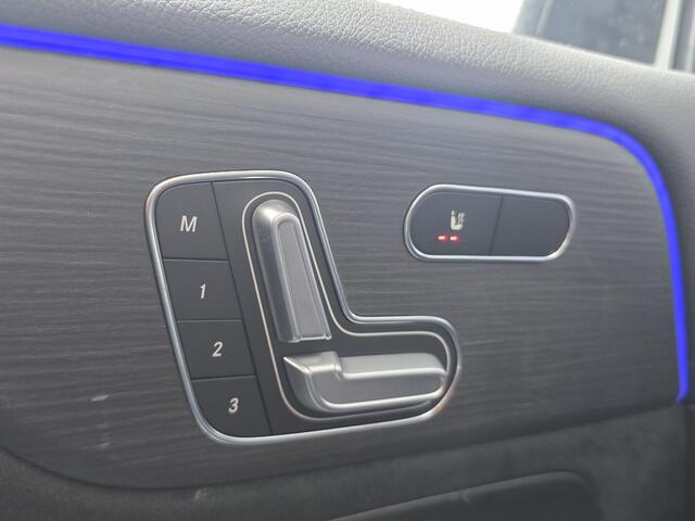 Mercedes-Benz EQB 250+ Business Solution AMG 71 kWh | Panoramadak | DISTRONIC Afstandsassistent | Burmester Surround Sound | 360° Camera | Head-up Display | Dodehoekassistent | Elektrisch Verstelbare Stoelen + Memory | Stoelverwarming | Sfeerverlichting | Sierdelen Lindenhout Zwart | Verschuifbare Stoelen Achter | Apple CarPlay | Android Auto | Elektrische Achterklep | Elektrisch Inklapbare Buitenspiegels | Parkeersensoren