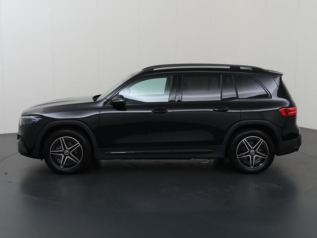 Mercedes-Benz EQB 250+ AMG Line 71 kWh | Night pakket | Winter pakket | Achteruitrijcamera | Stoelverwarming |