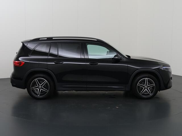 Mercedes-Benz EQB 250+ AMG Line 71 kWh | Night pakket | Winter pakket | Achteruitrijcamera | Stoelverwarming |