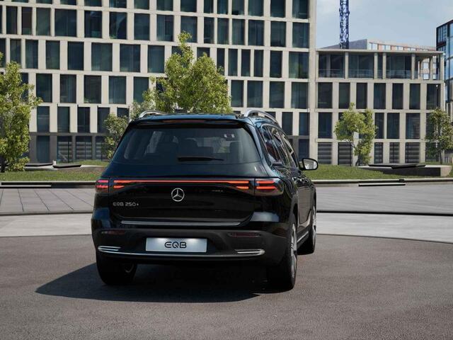 Mercedes-Benz EQB 250+ Business Solution 71 kWh Voorraadactie Voordeel ¤ 6.000,- !!
