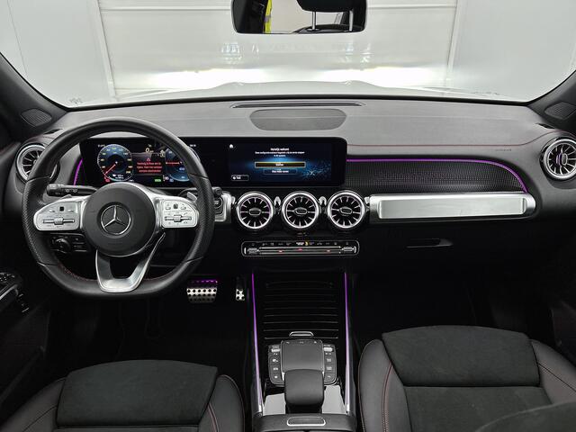 Mercedes-Benz EQB 250+ AMG-line 71 kWh Night pakket | Panorama dak | Memory seats | Parkeerpakket met 360°-camera Inclusief 24 maanden MB Certified garantie voor Europa.