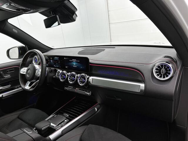Mercedes-Benz EQB 250+ AMG-line 71 kWh Night pakket | Panorama dak | Memory seats | Parkeerpakket met 360°-camera Inclusief 24 maanden MB Certified garantie voor Europa.