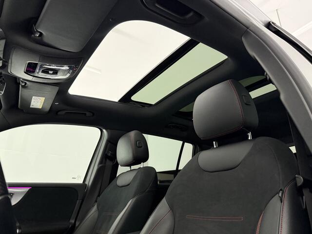 Mercedes-Benz EQB 250 AMG Line 67 kWh | Snelladen | SOH 96% | Pano | HuD | 360° | Virtual | Burmester | Memory | Sfeer