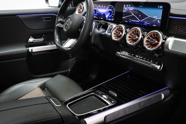 Mercedes-Benz EQB 250+ Electric Art 71 kWh | 7 PERSOONS | PANORAMADAK | DAB | APPLE | CAMERA