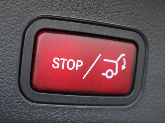 Mercedes-Benz EQB 250 Business Line 67 kWh l Panoramadak l Stoelverwarming l Achteruitrij camera