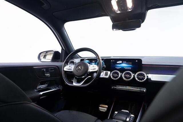 Mercedes-Benz EQB 300 4MATIC AMG Line 7p. 67 kWh | Night | Panoramadak | Premium Plus | 360 camera |