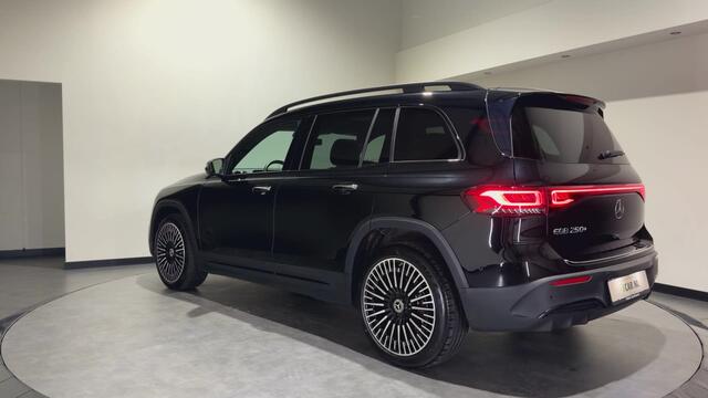 Mercedes-Benz EQB 250+ Sport Edition 71 kWh | AMG-styling | Keyless | Panoramadak | Stoelen verwarmd