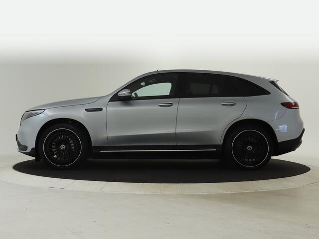 Mercedes-Benz EQC 400 4MATIC AMG Line 80 kWh | Schuifdak | Trekhaak | Stoelkoeling | Treeplanken | Inclusief 24 maanden Mercedes-Benz Certified garantie voor Europa.