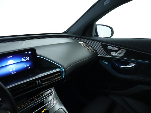 Mercedes-Benz EQC 400 4MATIC AMG Line 80 kWh | Schuifdak | Trekhaak | Stoelkoeling | Treeplanken | Inclusief 24 maanden Mercedes-Benz Certified garantie voor Europa.