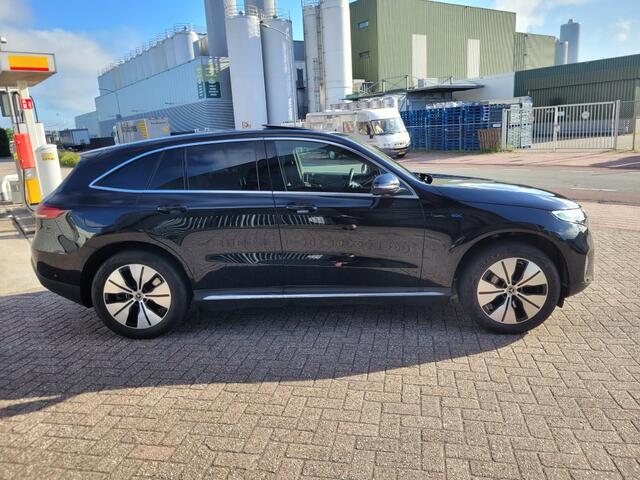 Mercedes-Benz EQC 400 4MATIC Business Line 80 kWh 30 d km !