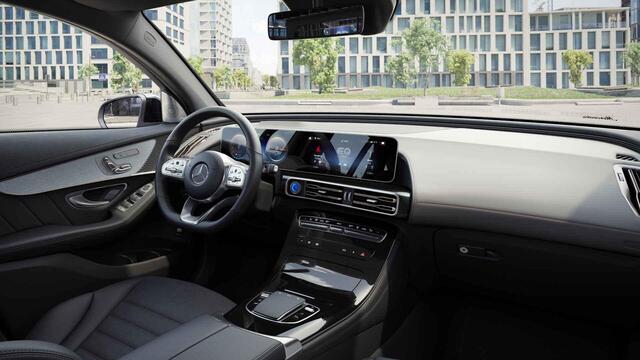 Mercedes-Benz EQC 400 4MATIC Business Solution AMG 80 kWh | Panoramadak | Burmester | Headup | Keyless | 20" lichtmetalen velgen | Memory | 360 graden camera |