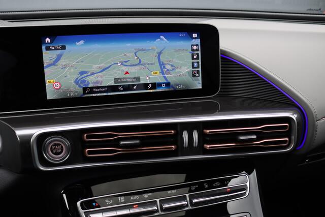 Mercedes-Benz EQC 400 4MATIC AMG Line Premium+ 80 kWh | Schuifdak | Distronic+ | Burmester | Memory | HUD | Keyless Go | Surround Camera | Parfumering |