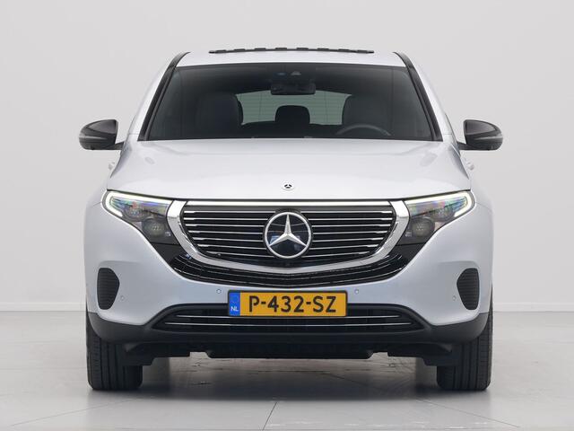 Mercedes-Benz EQC 400 4MATIC Premium 80 kWh 408pk Panorama Navigatie Stoelverwarming 360 Camera Ambientlight 333