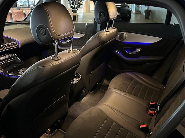 Mercedes-Benz EQC 400 4 Matic 80 kWh AMG STYLING-SCHUIFDAK-TREKHAAK-HEAD UP-MEMORY-SOUND-COMPLEET