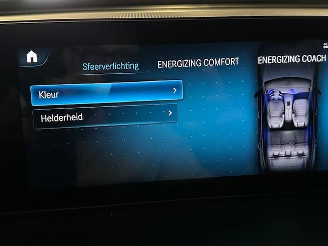 Mercedes-Benz EQC 400 4 Matic 80 kWh AMG STYLING-SCHUIFDAK-TREKHAAK-HEAD UP-MEMORY-SOUND-COMPLEET