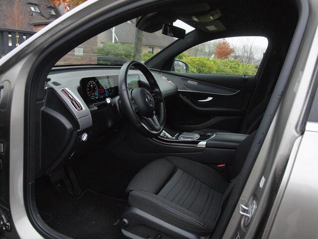 Mercedes-Benz EQC 400 4MATIC Business Solution 80 kWh | Camera | Apple Carplay | Cruise Control | Sfeerverlichting |