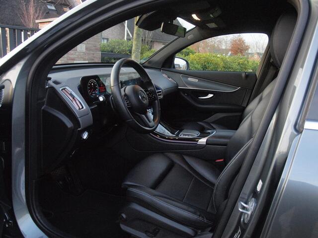 Mercedes-Benz EQC 400 4MATIC Business Solution 80 kWh | Camera | Sfeerverlichting | Apple Carplay | Adaptieve Cruise Control |