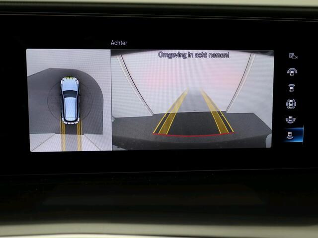 Mercedes-Benz EQC 400 4MATIC Business Solution AMG 80 kWh AMG | Schuif-Kanteldak | Distronic | Burmester® | Head-up display | 360°-Camera | Alarm | MultiBeam Ledkoplampen. Inclusief 24 maanden Mercedes-Benz Certified garantie voor Europa.