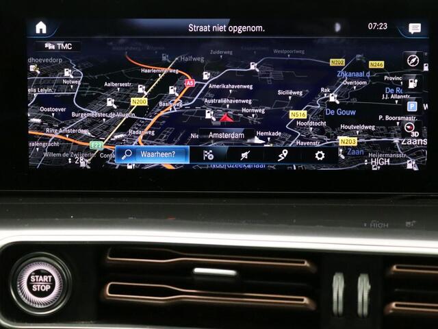 Mercedes-Benz EQC 400 4MATIC Premium Plus 80 kWh AMG Line | Night Pakket | Schuif-Kanteldak | Rijassistentiepakket | 20 Inch AMG Velgen | Parkeerpakket met 360°-camera | Alarm. Inclusief 24 maanden MB Certified garantie voor Europa.