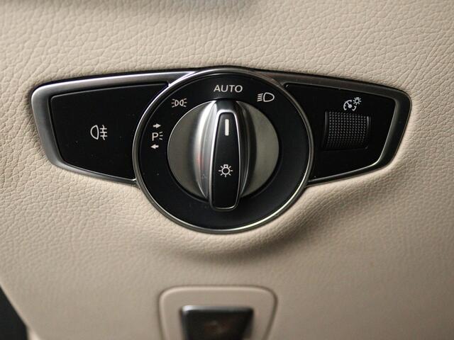 Mercedes-Benz EQC 400 4MATIC Luxury Line 80 kWh | Trekhaak