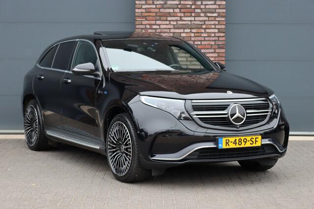 Mercedes-Benz EQC 400 4MATIC AMG Line Premium+ 80 kWh | 35.000,- ex | Distronic+ | Schuifdak | Memory | Advanced Sound System | Surround Camera | HUD | Trekhaak |