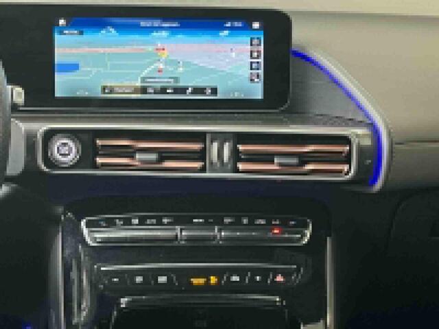 Mercedes-Benz EQC 400 4MATIC AMG Premium 80 kWh | PANO | TREKHAAK | 95% SOH | BURMESTER |