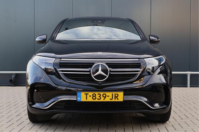 Mercedes-Benz EQC 400 4MATIC AMG Line Premium Plus 80 kWh 98% soh! | 21 Inch | Schuif / Kanteldak | Burmester | Camera