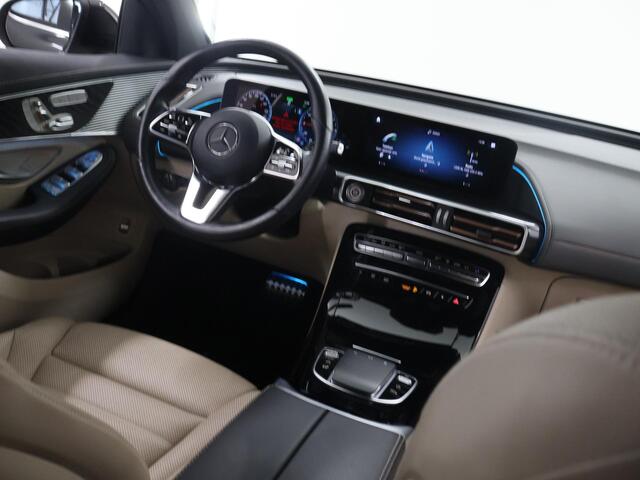Mercedes-Benz EQC 400 4MATIC Luxury Line 80 kWh | Memory pakket | Stoelverwarming | Stoelventilatie | Geluids- en warmte werend glas | 360 graden camera | Distronic | Multibeam led koplampen | Sfeerverlichting | Keyless go |