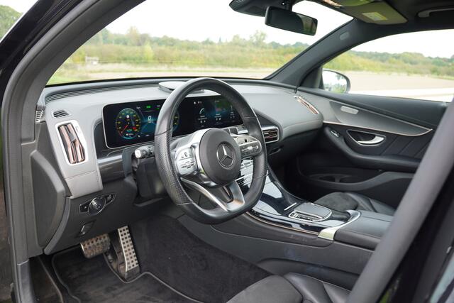 Mercedes-Benz EQC 400 4MATIC AMG Premium 80 kWh / SOH 92,9 / BTW / Panoramadak / Camera / Elk Stoel /