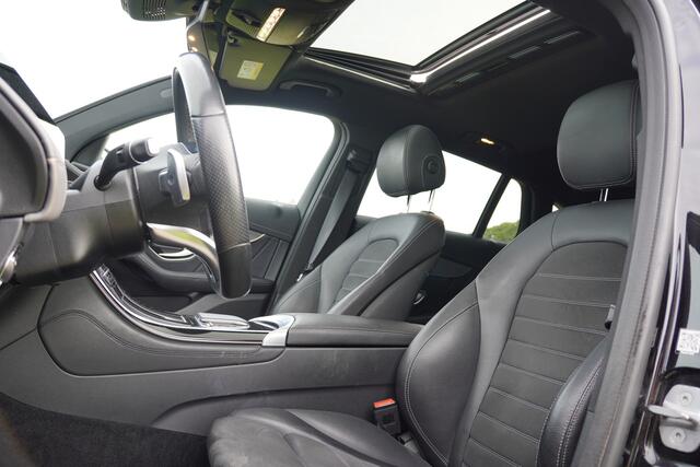 Mercedes-Benz EQC 400 4MATIC AMG Premium 80 kWh / SOH 92,9 / BTW / Panoramadak / Camera / Elk Stoel /