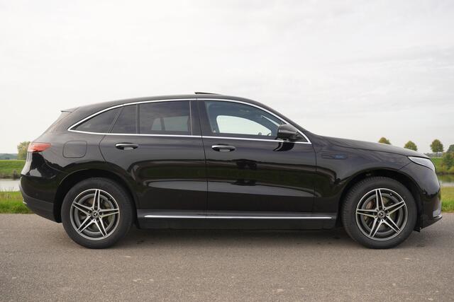 Mercedes-Benz EQC 400 4MATIC AMG Premium 80 kWh / SOH 92,9 / BTW / Panoramadak / Camera / Elk Stoel /