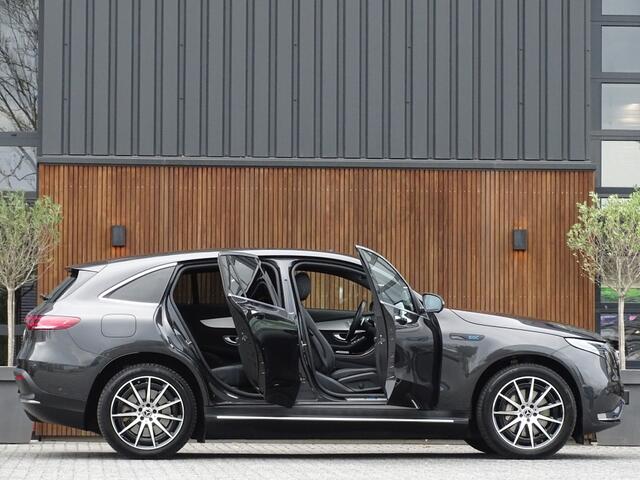 Mercedes-Benz EQC 400 4M 408PK AMG / Burmester / 360° / *NAP*