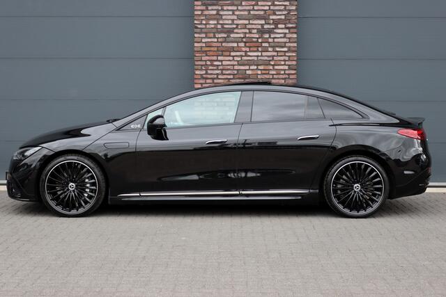 Mercedes-Benz EQE 300 AMG Line 89 kWh | Hyperscreen | Airmatic | Distronic+ | Memory | Burmester | Panoramadak | Digital Light | Surround Camera | Keyless Go | Augmented Reality | Warmtepomp |