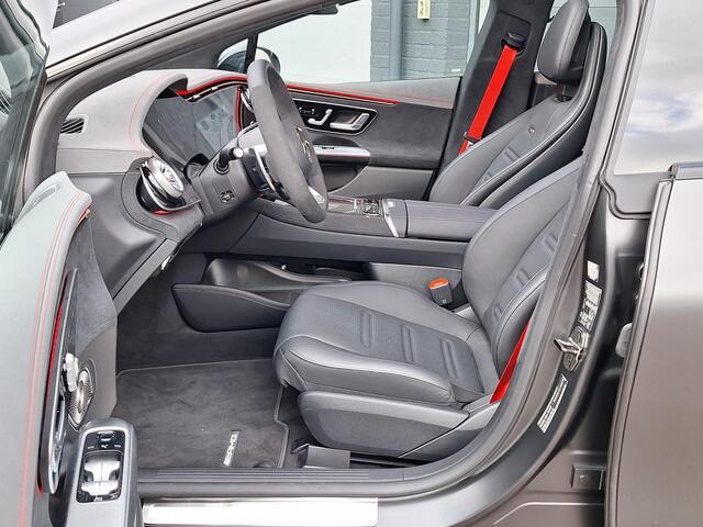 Mercedes-Benz EQE Mercedes-AMG 53 4MATIC+ | Premium Plus | 0% rente | AMG Night Pakket II | Rijassistentiepakket Plus | Panoramadak | HYPERSCREEN | AIRMATIC Luchtvering | Achterasbesturing | AMG Keramisch Remsysteem | Head-up Display | Burmester 3D Surround | Multicountour