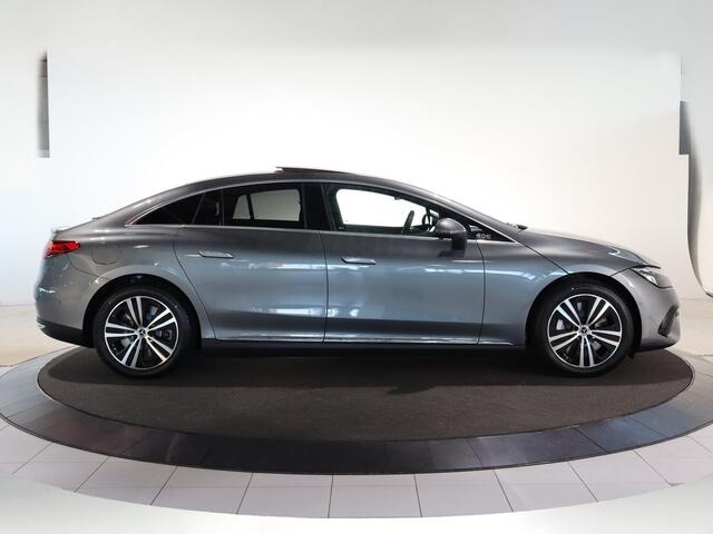 Mercedes-Benz EQE 300 Business Edition 89 kWh Panoramadak | Guard 360 alarm | Getinte ramen achter | 19 inch LM velgen |