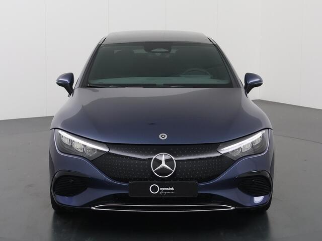 Mercedes-Benz EQE 300 Business Edition 89 kWh | Panoramadak |Memory stoelen | Adaptive cruisecontrol | Sfeerverlichting | Stoelverwarming | Parkeercamera |
