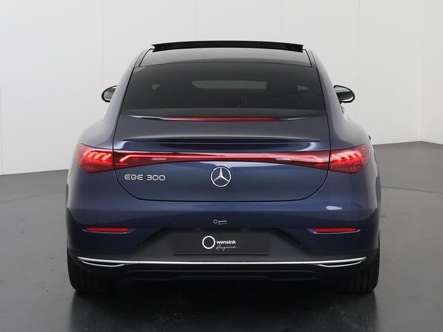 Mercedes-Benz EQE 300 Business Edition 89 kWh | Panoramadak |Memory stoelen | Adaptive cruisecontrol | Sfeerverlichting | Stoelverwarming | Parkeercamera |