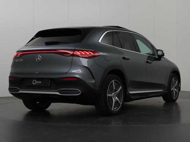 Mercedes-Benz EQE SUV 300 AMG Line 91 kWh | Achterasbesturing | Stuurverwarming | Glazen Panoramadak | 91KWH | Burmester