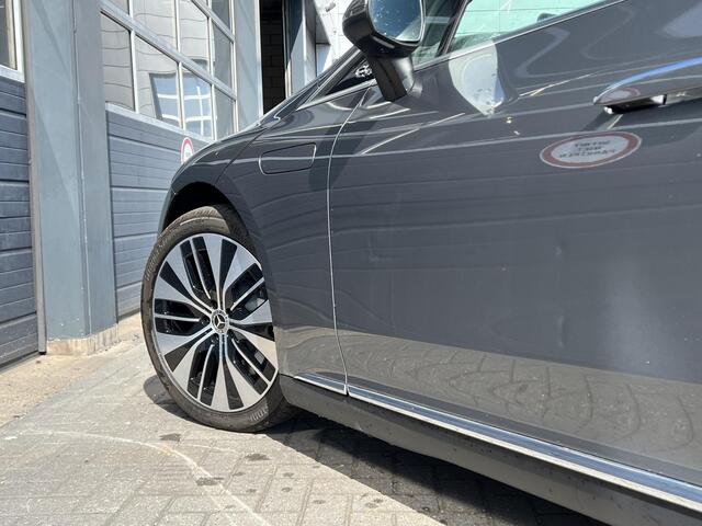 Mercedes-Benz EQE 300 Business Edition | Plus Pakket | 0% rente | Panoramadak | DISTRONIC Afstandsassistent | Apple CarPlay | Android Auto | Elektrisch Verstelbare Stoelen + Memory | Stoelverwarming | Sfeerverlichting | Parkeersensoren | Achteruitrijcamera | 17% bijtelling